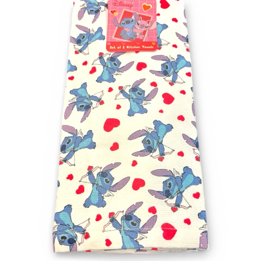 Disney Stitch VALENTINES DAY  Kitchen Towels Set of 2 NEW